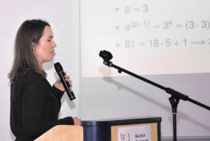 Zahlen, die zählen: Wie eine sicherer Verschlüsselung digitaler Informationen erfolgt, zeigte Anna von Pippich auf Einladung des Beruflichen Schulzentrum Odenwaldkreis.