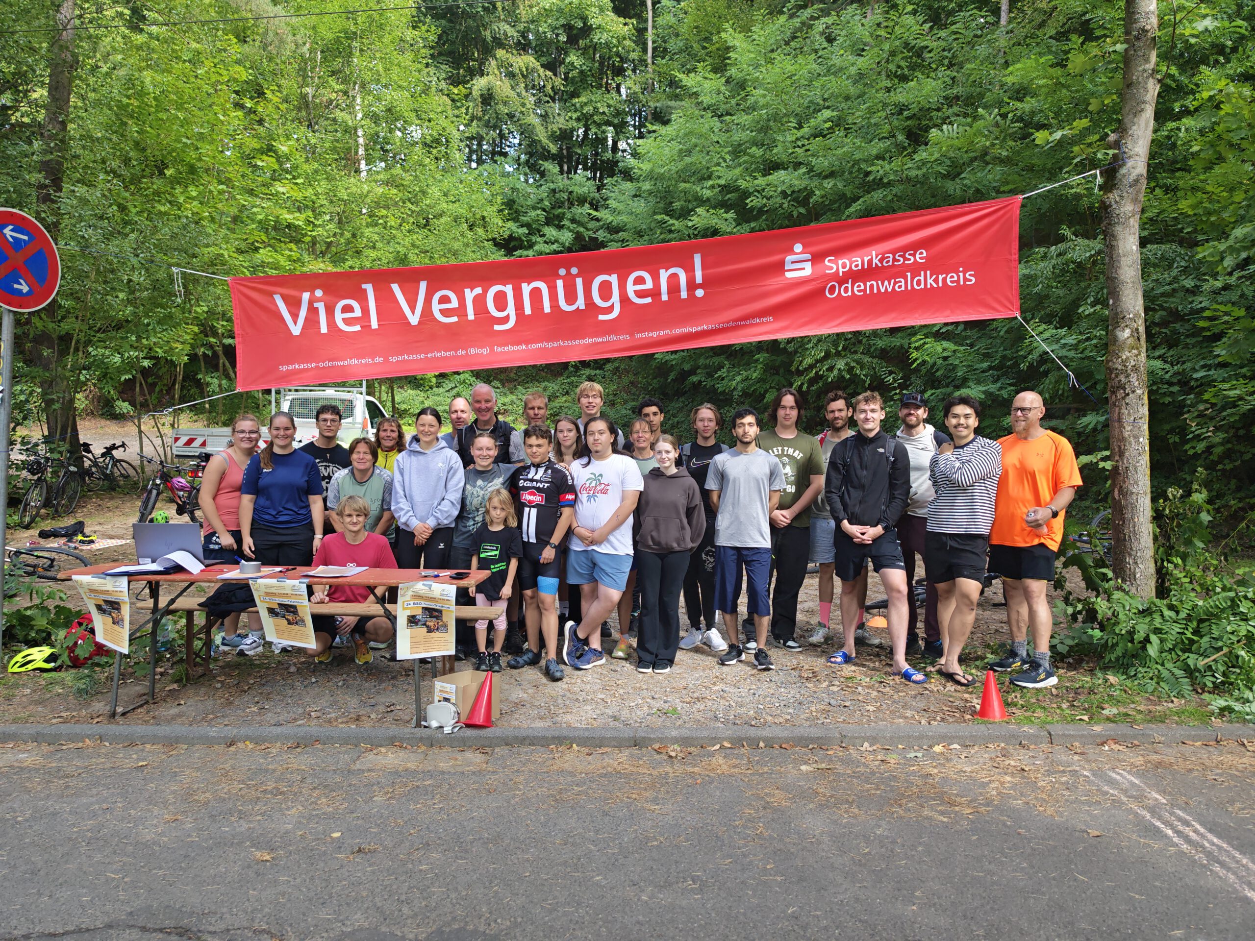 Teilnehmerinnen und Teilnehmer des 24. BSO-Natur-Triathlons